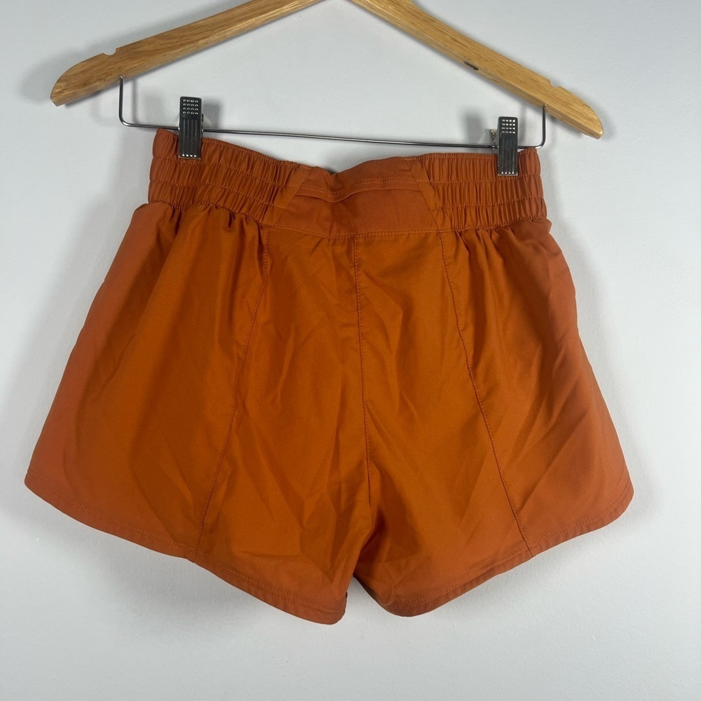 Nike One Dri-FIT Ultra High-Waisted Brief-Lined Shorts Small - Picture 6 of 6